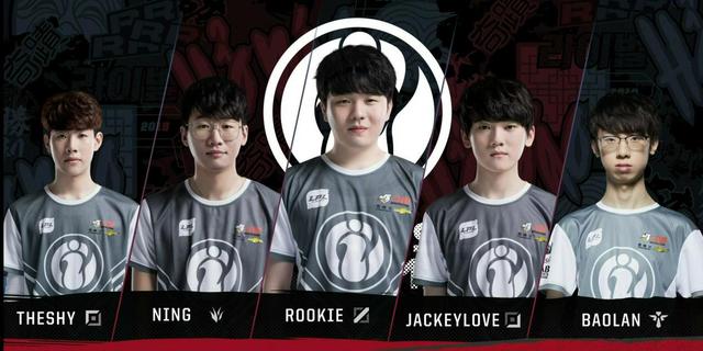 报发布背后 报发布背后